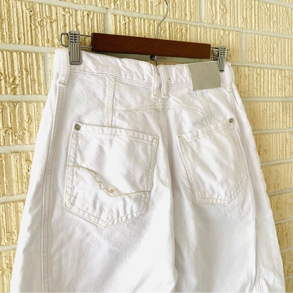 Free People, Good Luck Mid-Rise
Barrel Jeans, 24 - Picture 10 of 15